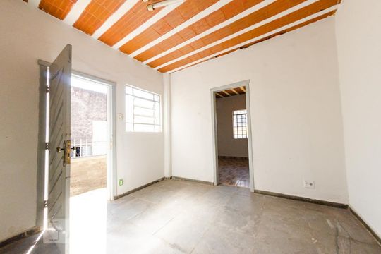 Casa à venda com 4 quartos, 150m² em Santo Andre, Belo Horizonte