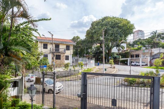 Vista da Sala de casa para alugar com 5 quartos, 380m² em Lapa, São Paulo