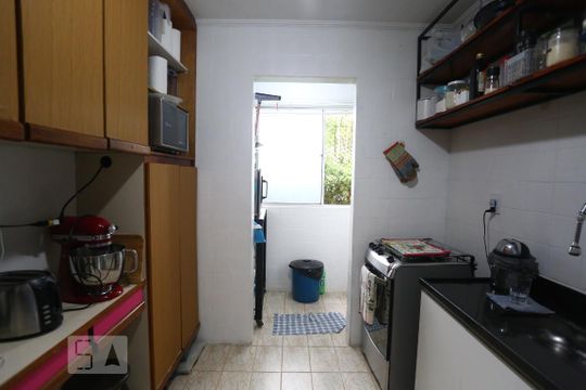Cozinha de apartamento à venda com 2 quartos, 66m² em Jardim Pinheiros, São Paulo