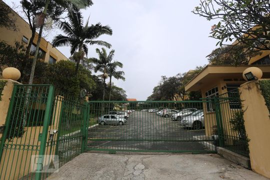 Fachada do Condomínio de apartamento à venda com 2 quartos, 66m² em Jardim Pinheiros, São Paulo