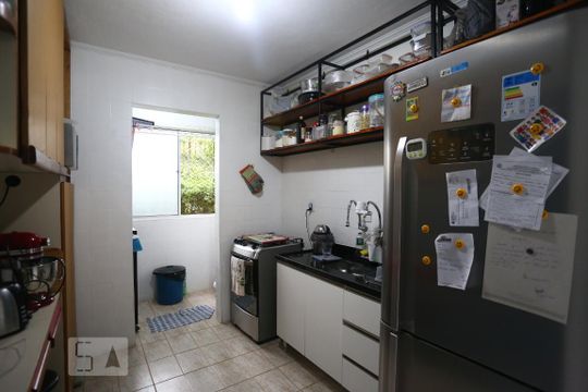 Cozinha de apartamento à venda com 2 quartos, 66m² em Jardim Pinheiros, São Paulo
