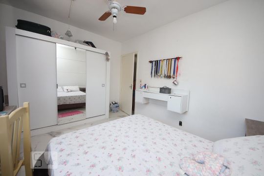 Quarto 1 de apartamento para alugar com 2 quartos, 80m² em Centro, Canoas