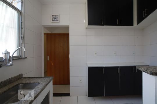 Cozinha de apartamento para alugar com 3 quartos, 78m² em Andaraí, Rio de Janeiro
