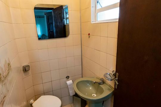 Lavabo de casa à venda com 3 quartos, 220m² em Vila das Mercês, São Paulo