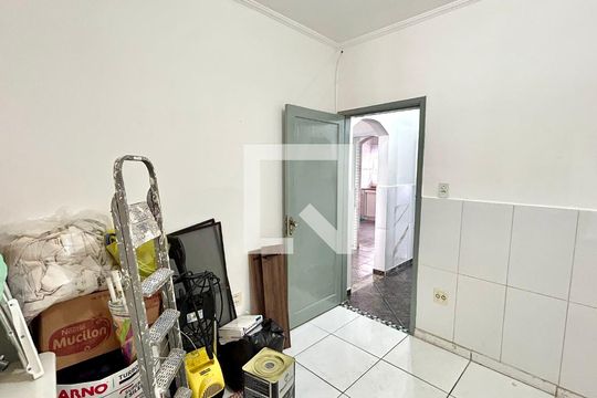 Quarto 1 de casa para alugar com 2 quartos, 146m² em Vila Augusta, Guarulhos