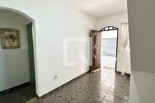 Sala de casa para alugar com 2 quartos, 146m² em Vila Augusta, Guarulhos