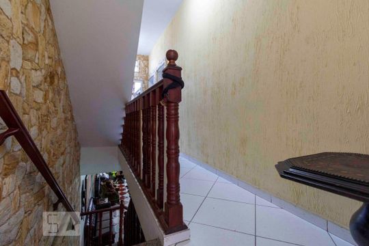 Corredor Segundo Pavimento de casa para alugar com 5 quartos, 900m² em Vila Marieta, São Paulo