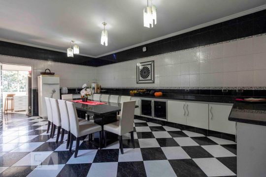 Cozinha Segundo Pavimento de casa para alugar com 5 quartos, 900m² em Vila Marieta, São Paulo
