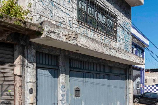 Fachada de casa para alugar com 5 quartos, 900m² em Vila Marieta, São Paulo