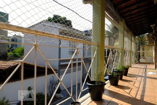 Varanda segundo andar de casa à venda com 5 quartos, 382m² em Freguesia de Jacarepaguá, Rio de Janeiro
