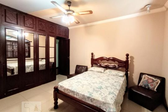 Casa à venda com 4 quartos, 506m² em Planalto, Belo Horizonte