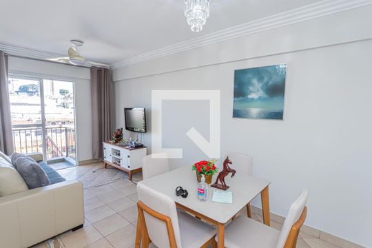Apartamento à venda com 2 quartos, 63m² em Vila Pereira Cerca, São Paulo