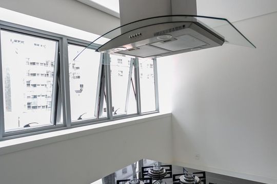 Cozinha de apartamento para alugar com 2 quartos, 72m² em Funcionários, Belo Horizonte