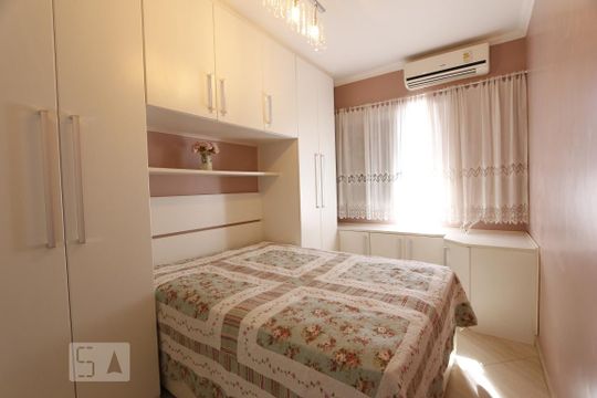 Quarto suite 1 de apartamento à venda com 2 quartos, 80m² em Barra da Tijuca, Rio de Janeiro