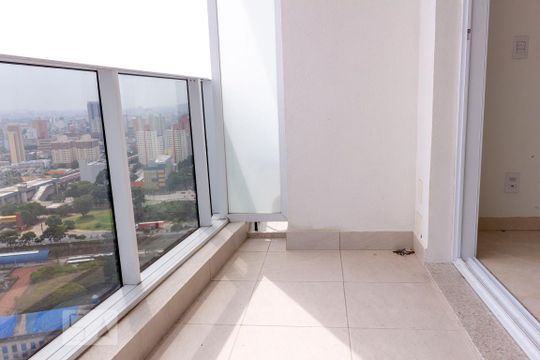 Varanda de kitnet/studio à venda com 1 quarto, 28m² em Sé, São Paulo