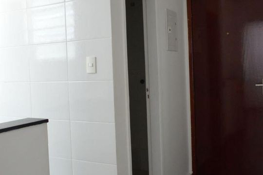 Sala de apartamento para alugar com 1 quarto, 35m² em Centro, Niterói