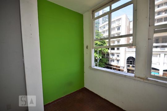 Sala de apartamento para alugar com 3 quartos, 120m² em Laranjeiras, Rio de Janeiro