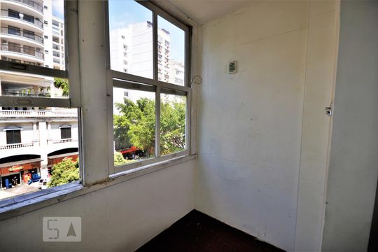 Sala de apartamento para alugar com 3 quartos, 120m² em Laranjeiras, Rio de Janeiro