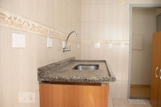 Cozinha de apartamento para alugar com 2 quartos, 65m² em Vila Santa Catarina, São Paulo