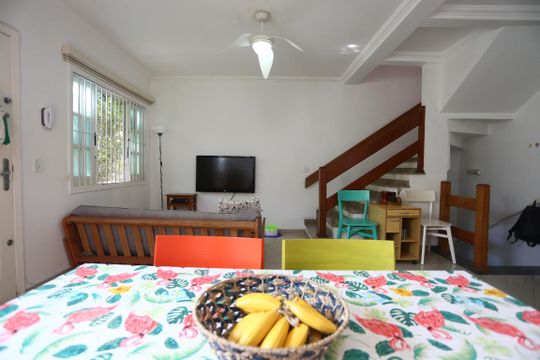 Sala de casa de condomínio à venda com 3 quartos, 90m² em Vila Gomes, São Paulo