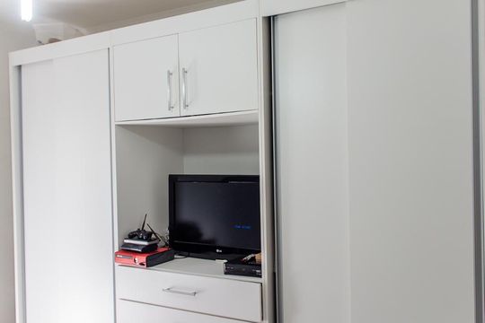 Armário de casa para alugar com 3 quartos, 390m² em Parque Marajoara, Santo André