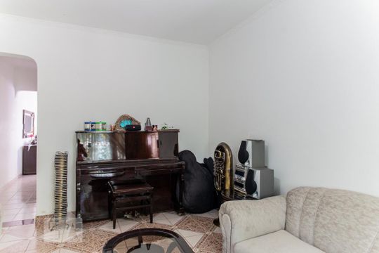 Casa para alugar com 3 quartos, 390m² em Parque Marajoara, Santo André
