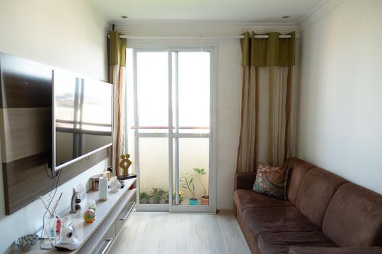 Sala de apartamento à venda com 2 quartos, 50m² em Vila Natalia, São Paulo