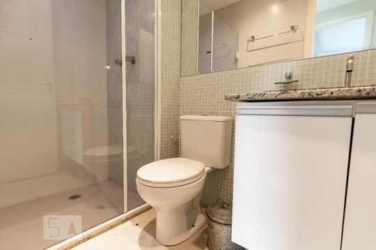 Banheiro de apartamento à venda com 1 quarto, 37m² em Santo Amaro, São Paulo