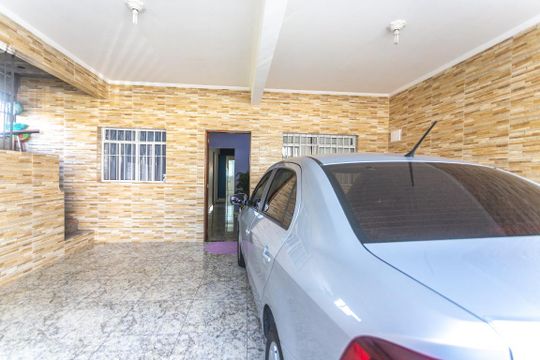 Garagem de casa à venda com 9 quartos, 250m² em Conceição, Diadema
