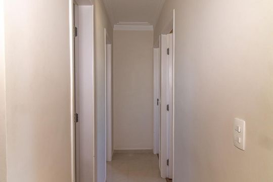 Corredor de apartamento à venda com 3 quartos, 83m² em Chácara Belenzinho, São Paulo