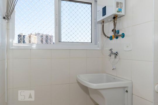 Área de Serviço de apartamento para alugar com 2 quartos, 63m² em Saúde, São Paulo