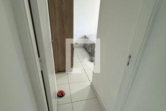 Quarto de apartamento à venda com 2 quartos, 60m² em Portal dos Gramados, Guarulhos