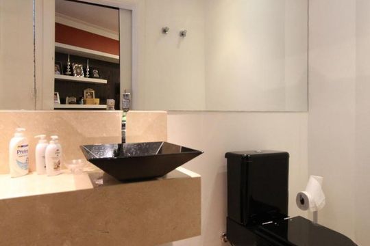 Lavabo de apartamento à venda com 3 quartos, 257m² em Real Parque, São Paulo
