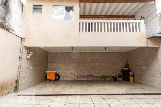 Quintal de casa para alugar com 3 quartos, 240m² em Vila Charlote, São Paulo