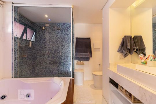 Banheiro da Suíte 1 de apartamento à venda com 3 quartos, 167m² em Paraíso, São Paulo