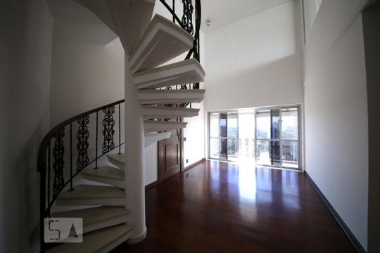 Apartamento para alugar com 3 quartos, 195m² em Brooklin Paulista, São Paulo