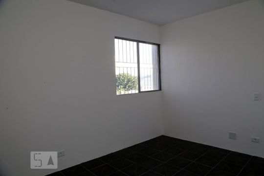 Sala de apartamento para alugar com 2 quartos, 57m² em Parque Santos Dumont, Taboão da Serra