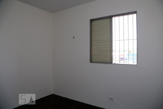 Quarto 1 de apartamento para alugar com 2 quartos, 57m² em Parque Santos Dumont, Taboão da Serra