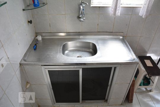 Cozinha e Área de Serviço de apartamento para alugar com 2 quartos, 40m² em Taquara, Rio de Janeiro