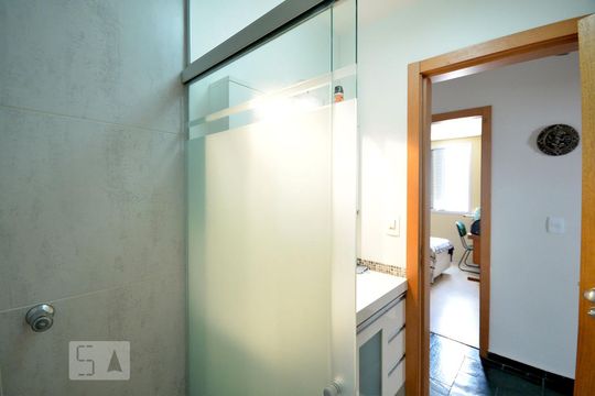 Banheiro Social de apartamento para alugar com 3 quartos, 100m² em Vila Mariana, São Paulo