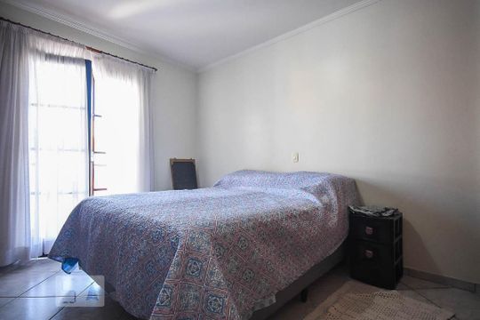 Suíte de casa à venda com 3 quartos, 150m² em Jardim Colombo, São Paulo