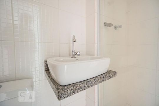 Pia de apartamento à venda com 2 quartos, 50m² em Vila Carrao, São Paulo