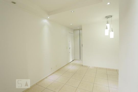 Sala de apartamento à venda com 3 quartos, 55m² em Vila Talarico, São Paulo