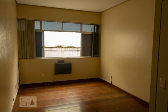 Quarto 1 de casa à venda com 5 quartos, 450m² em Maracanã, Rio de Janeiro