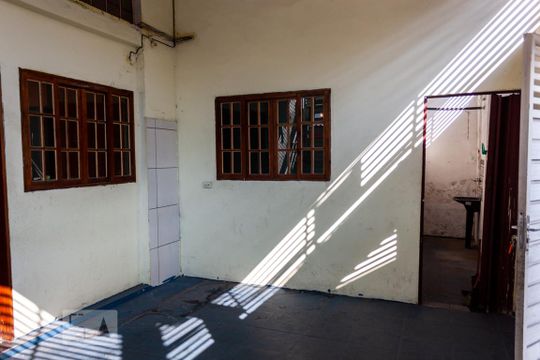 Fachada de casa à venda com 2 quartos, 110m² em Jardim Brasil (zona Norte), São Paulo