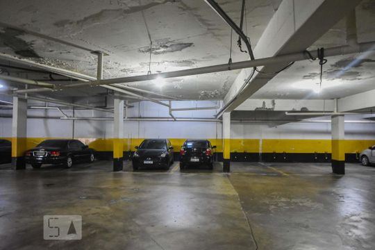 Garagem de apartamento à venda com 2 quartos, 85m² em Santo Amaro, São Paulo