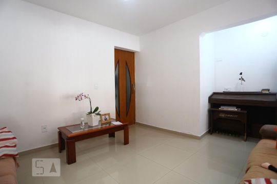Sala de casa à venda com 3 quartos, 120m² em Jardim Santos Dumont, São Paulo