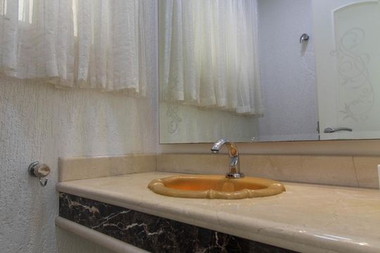 Lavabo de casa à venda com 4 quartos, 450m² em Jardim Taquaral, São Paulo