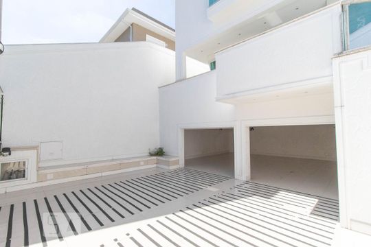 Garagem de casa à venda com 4 quartos, 450m² em Jardim Taquaral, São Paulo