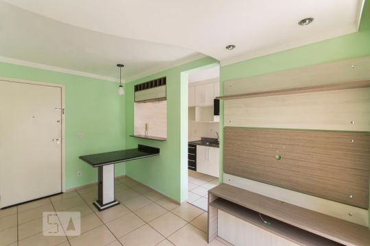 Sala de apartamento para alugar com 2 quartos, 55m² em Jardim Nova Europa, Campinas